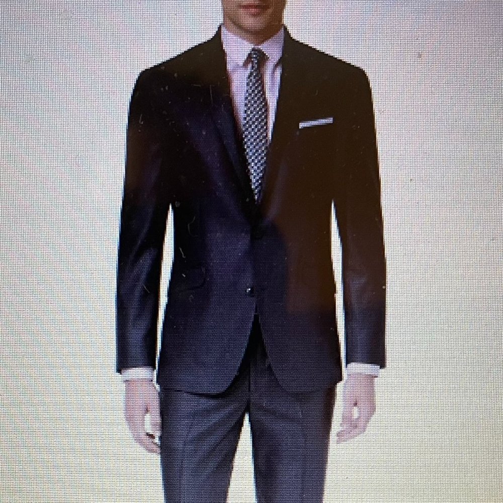 Men Suit 2 and 3  piece  Kenneth Cole